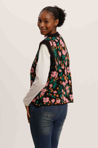 FlowerTangle Knit Vest – Jungle-Inspired Sleeveless Floral Cardigan